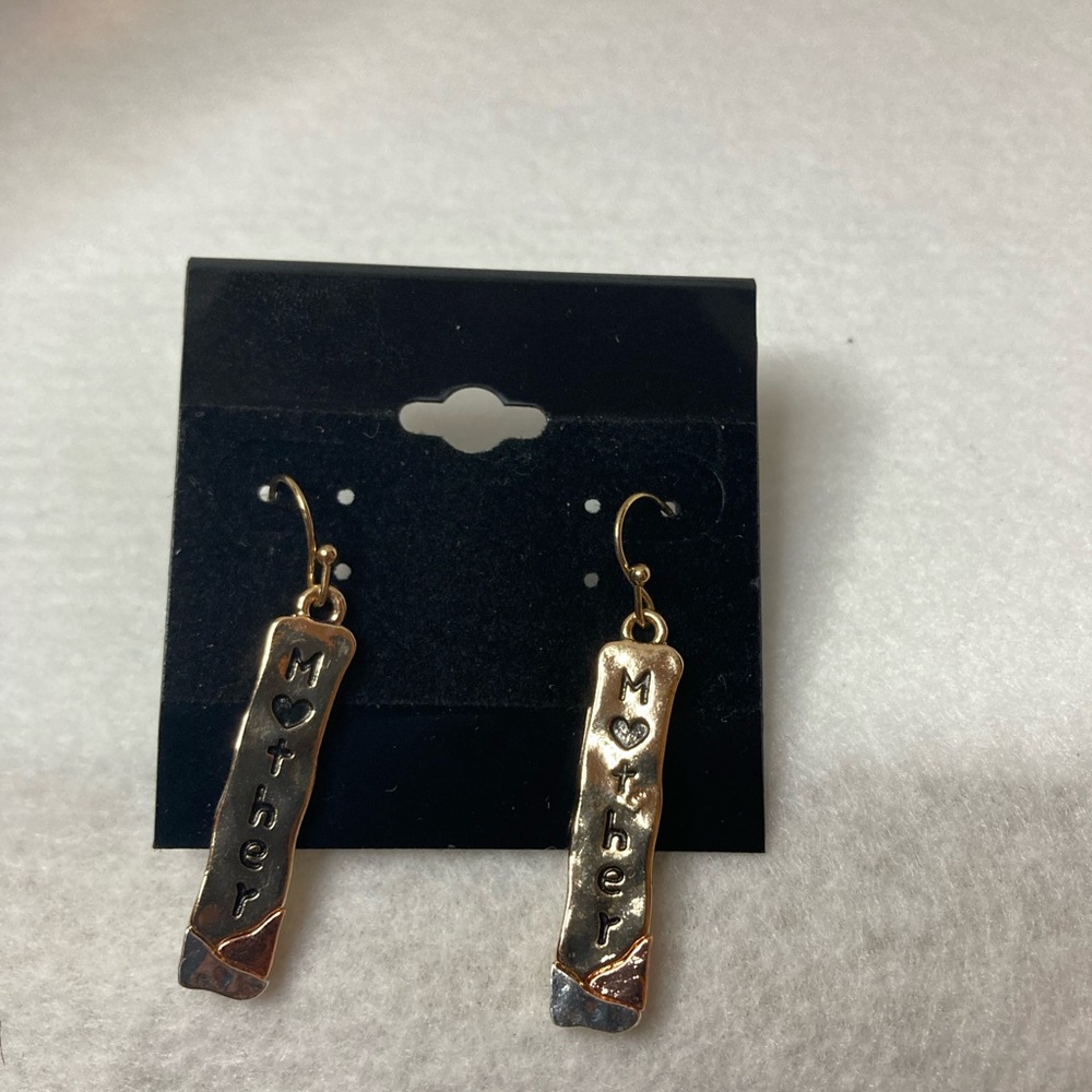 Mother- Fashion Earrings.